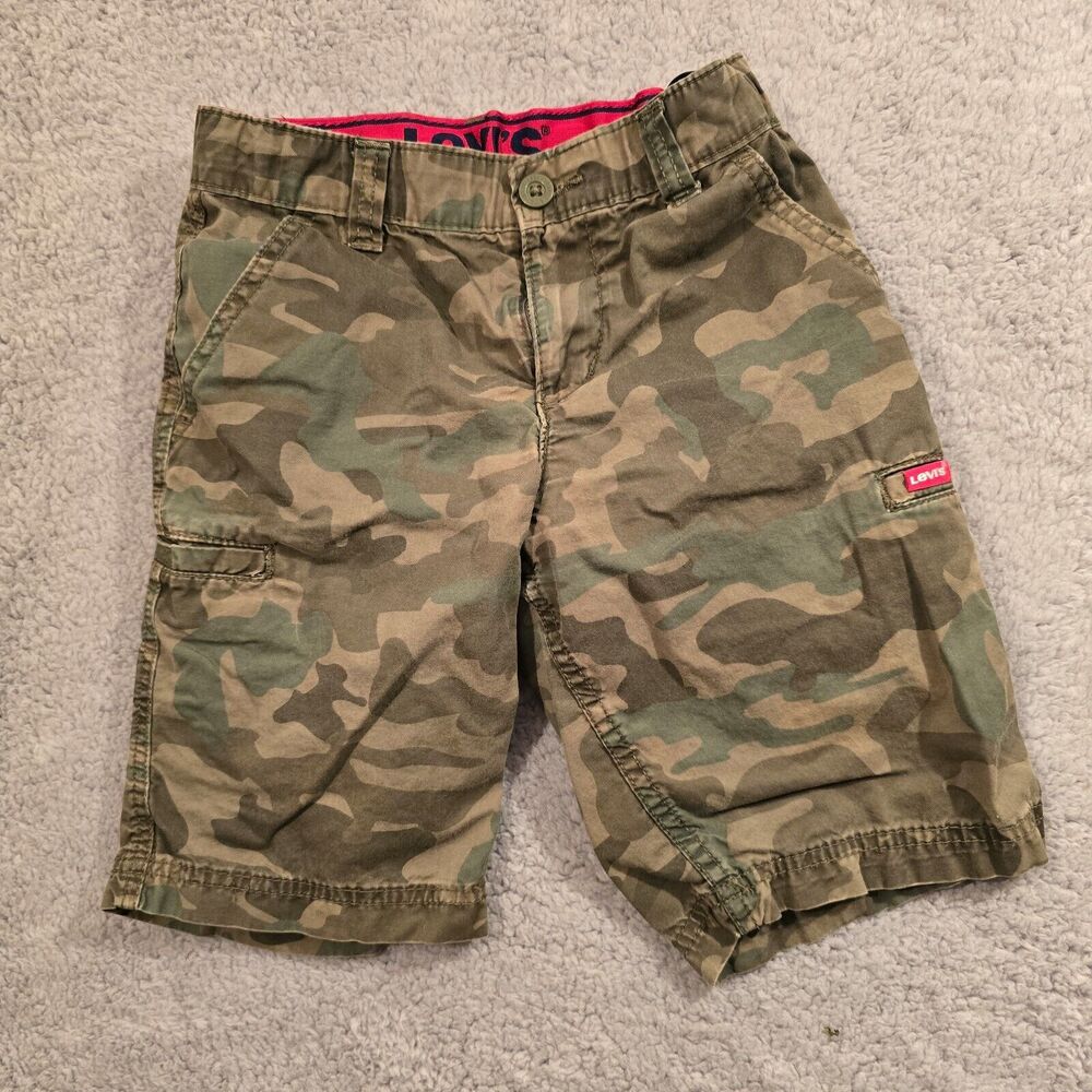 LEVI STRAUSS Green Camo Levi’s Cargo Shorts Adjustable Waist Boys Sz 7 Reg